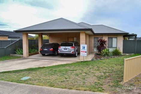 Property photo of 5 Broadbent Court Mansfield VIC 3722