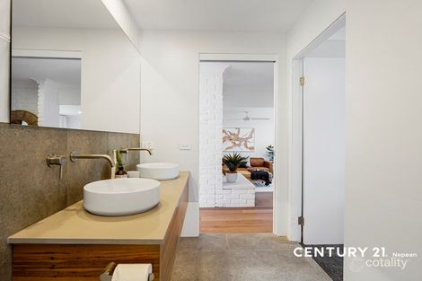 Property photo of 55 Summerfield Circuit Cambridge Gardens NSW 2747