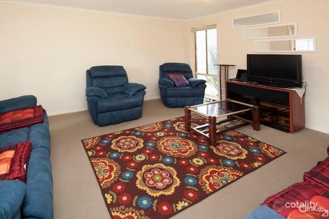 Property photo of 11 Riviera Drive Pakenham VIC 3810