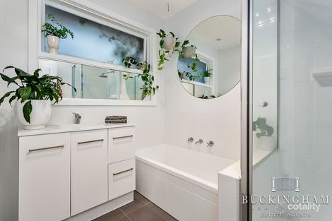 Property photo of 132 Rattray Road Montmorency VIC 3094