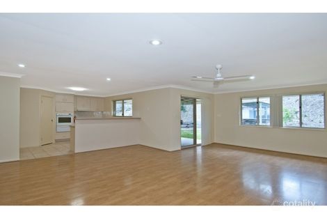 Property photo of 5 Schablon Close Ormeau Hills QLD 4208