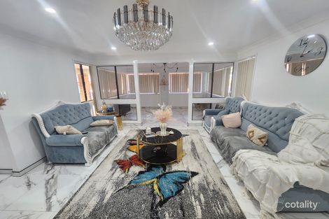 Property photo of 26 Hillview Parade Lurnea NSW 2170