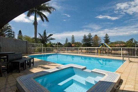 Property photo of 27 Kalimna Drive Broadbeach Waters QLD 4218