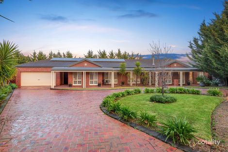 Property photo of 27 Sovereign Way Hillside VIC 3037