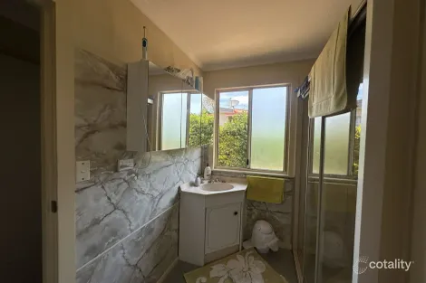 Property photo of 12 McIlwraith Street Childers QLD 4660