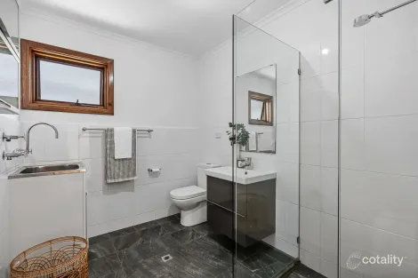 Property photo of 24 Surflen Street Adelaide SA 5000