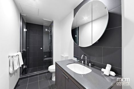 Property photo of 2207/135 City Road Southbank VIC 3006