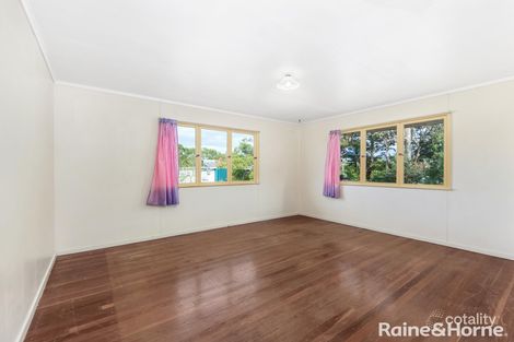 Property photo of 6 Bellhaven Drive Bundamba QLD 4304