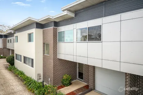 3/8 Akora Rd, Wyoming, NSW 2250