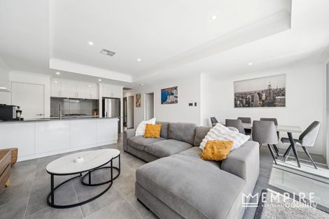 Property photo of 4 Jandari Mews Success WA 6164