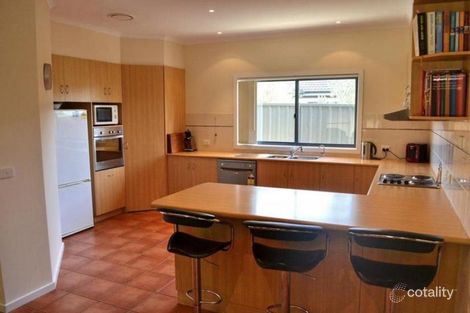Property photo of 5 Broadbent Court Mansfield VIC 3722