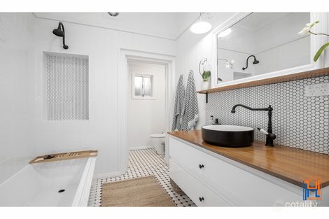 Property photo of 197 Jessie Street Armidale NSW 2350