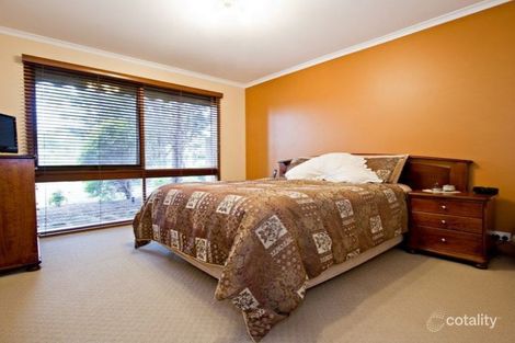 Property photo of 27 McKenzie Crescent Hoppers Crossing VIC 3029