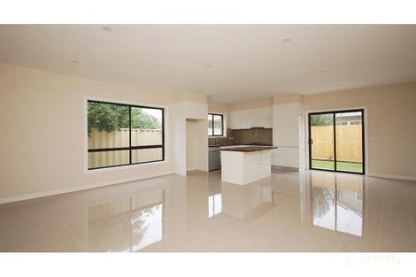 Property photo of 2/22 Isla Avenue Glenroy VIC 3046
