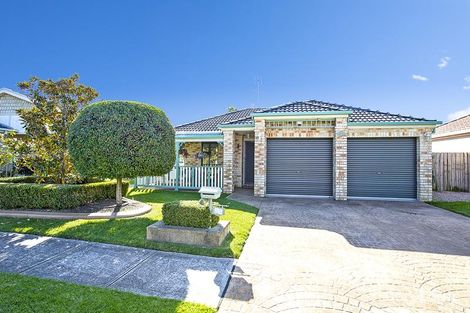 Property photo of 32 Gungarlin Drive Horningsea Park NSW 2171