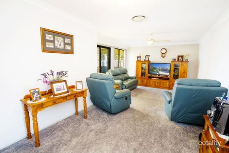 Property photo of 32 Gungarlin Drive Horningsea Park NSW 2171