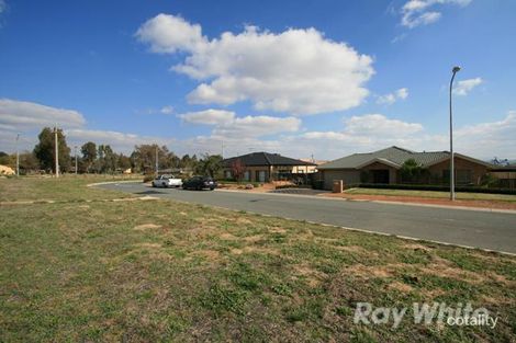 Property photo of 14 Mary Hall Circuit Dunlop ACT 2615