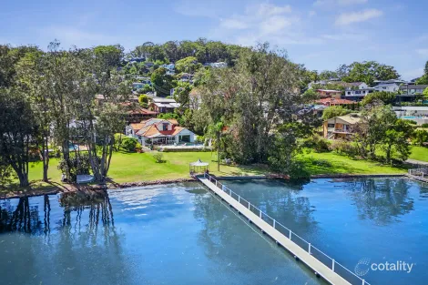 287a Avoca Dr, Green Point, NSW 2251
