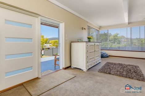 Property photo of 9 Stevington Street Kelmscott WA 6111