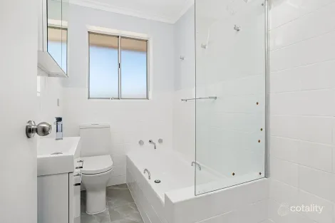 Property photo of 12/2 The Strand Dee Why NSW 2099