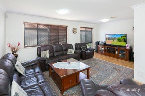 Property photo of 10 Gumview Place Molendinar QLD 4214
