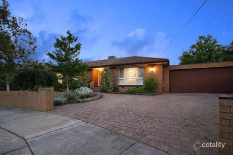 Property photo of 2 Belgrave Close Oakleigh South VIC 3167