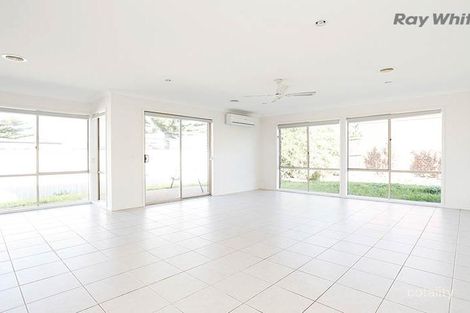 Property photo of 50 Santander Crescent Point Cook VIC 3030