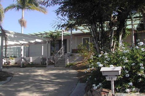 Property photo of 19 Crest Avenue Boyne Island QLD 4680
