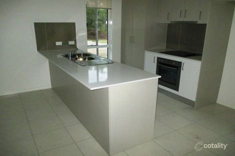 Property photo of 37 Walter Williams Crescent Redbank Plains QLD 4301
