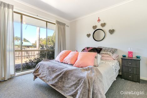 Property photo of 1/15 Merrangbaur Street Lakes Entrance VIC 3909