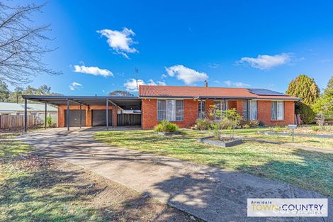 Property photo of 2 Penfold Place Armidale NSW 2350