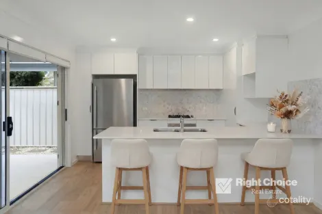 Property photo of 1/21 Tabourie Close Flinders NSW 2529