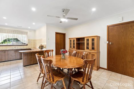 Property photo of 33 Montpellier Drive Avondale Heights VIC 3034