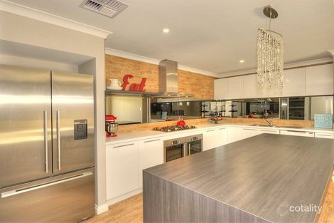 14 Victor Dr, Madora Bay, WA 6210
