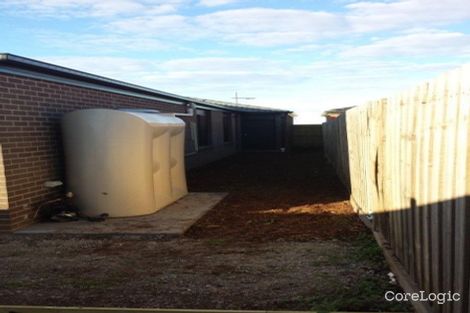 Property photo of 2/35 Claire Way Tarneit VIC 3029