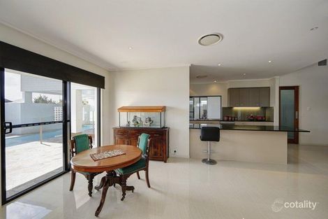 Property photo of 8 Breaker Court Bargara QLD 4670