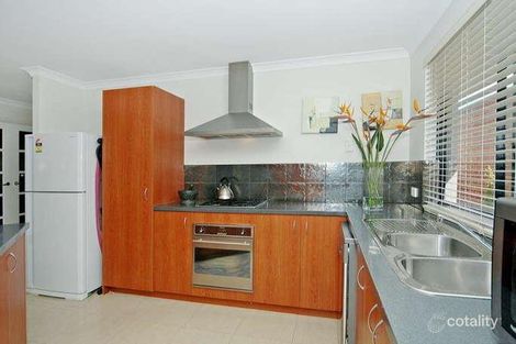 Property photo of 20 Lyndavale Loop Carramar WA 6031