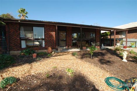 7 Minnamurra Dr, Redwood Park, SA 5097