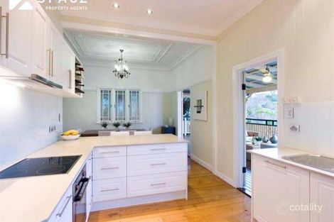 Property photo of 106 Boundary Road Bardon QLD 4065