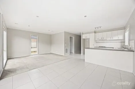 Property photo of 2/22A Kent Street Sebastopol VIC 3356