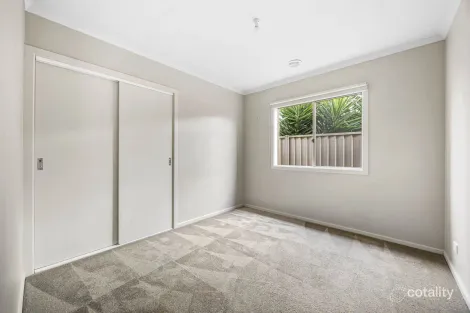 Property photo of 2/22A Kent Street Sebastopol VIC 3356