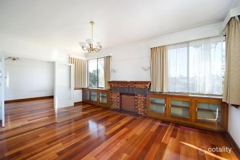Property photo of 10 Ivanhoe Grove Malvern East VIC 3145