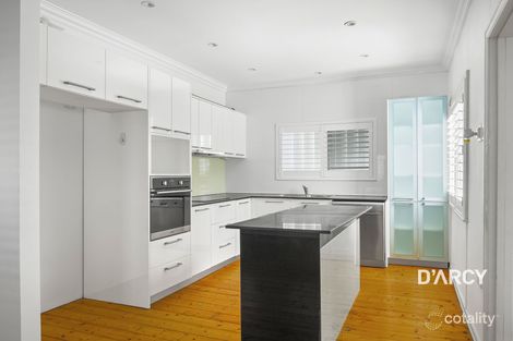 Property photo of 39 Fletcher Parade Bardon QLD 4065