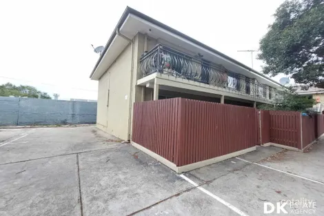 11/2-4 The Gables, Albion, VIC 3020