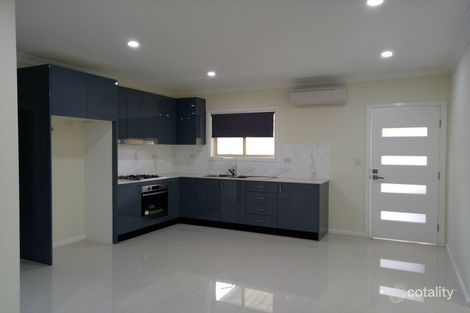 75 Fitzwilliam Rd, Toongabbie, NSW 2146