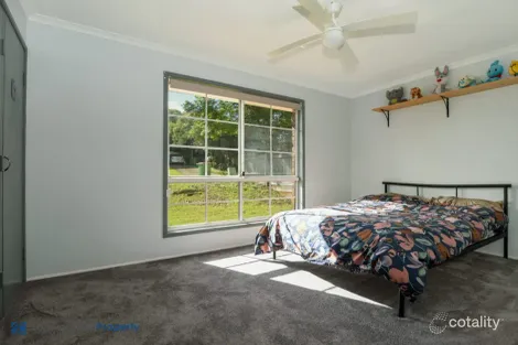 Property photo of 18 Ware Court Darling Heights QLD 4350