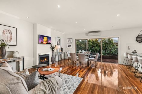 Property photo of 2/19 Durham Road Surrey Hills VIC 3127