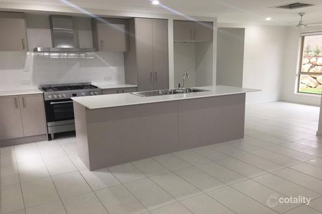 Property photo of 39 Beaufortia Street Deebing Heights QLD 4306