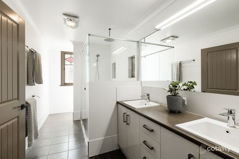 Property photo of 204 Spring Street Middle Ridge QLD 4350