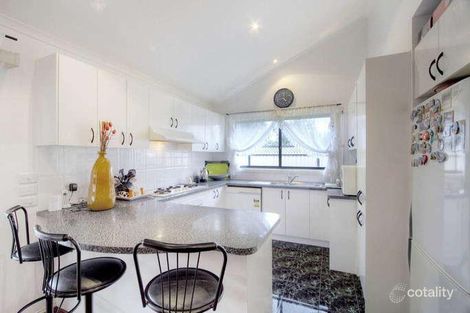 Property photo of 13 Melanie Close Keysborough VIC 3173